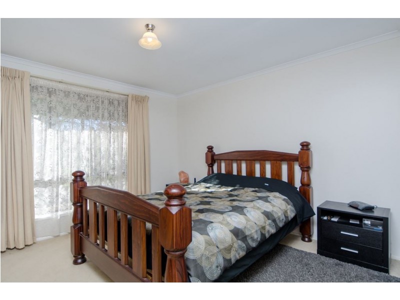 16 Fisher Avenue, Trott Park SA 5158