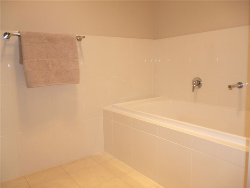 10 Blaby Road, Morphett Vale SA 5162