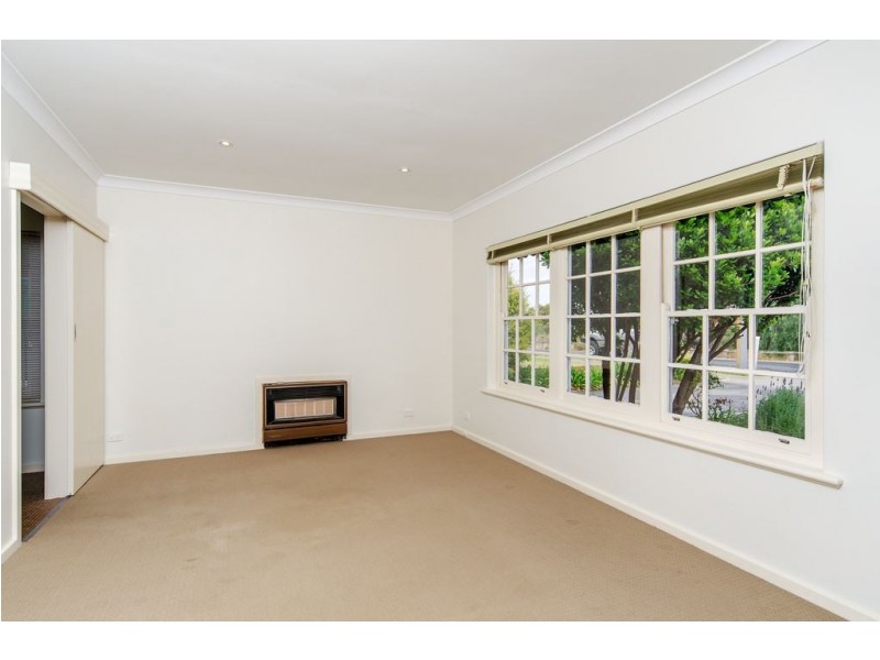 26 Seaview Road, Morphett Vale SA 5162