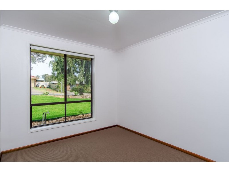 35 Glenhelen Road, Morphett Vale SA 5162