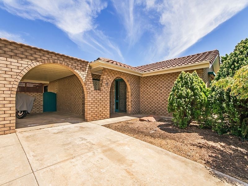 16 Glenhelen Road, Morphett Vale SA 5162
