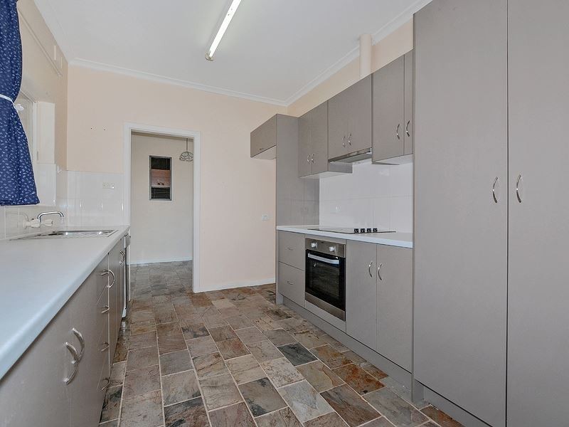 13 Brenda Avenue, Morphett Vale SA 5162