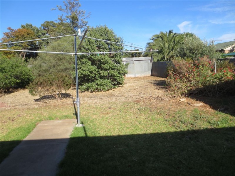 9 Mander Road, Christie Downs SA 5164