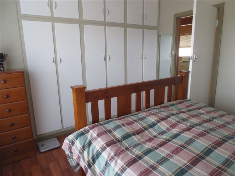 11 Ray Avenue, Morphett Vale SA 5162