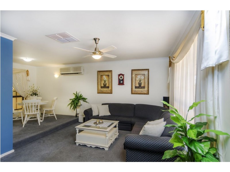 6 Capilano Court, Morphett Vale SA 5162