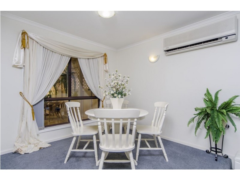 6 Capilano Court, Morphett Vale SA 5162