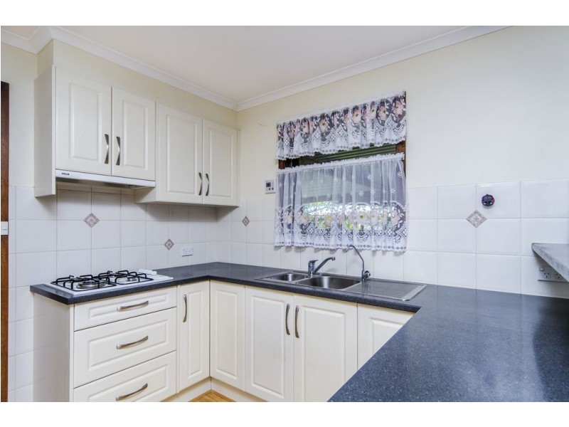 10 Imelda Court, Christie Downs SA 5164