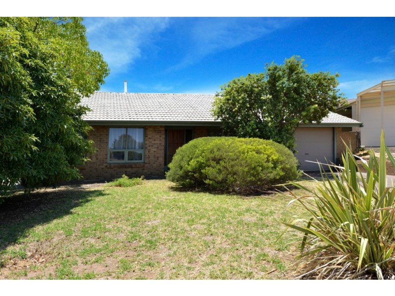 32 Serica Street, Hallett Cove SA 5158