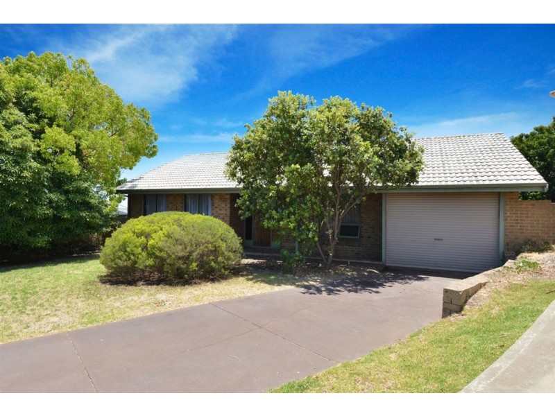 32 Serica Street, Hallett Cove SA 5158