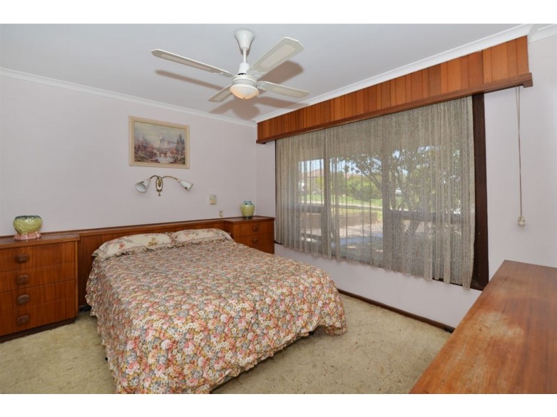 32 Serica Street, Hallett Cove SA 5158