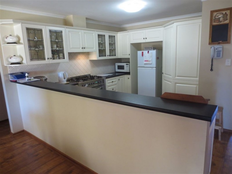 31 Fredrick Drive, Woodcroft SA 5162