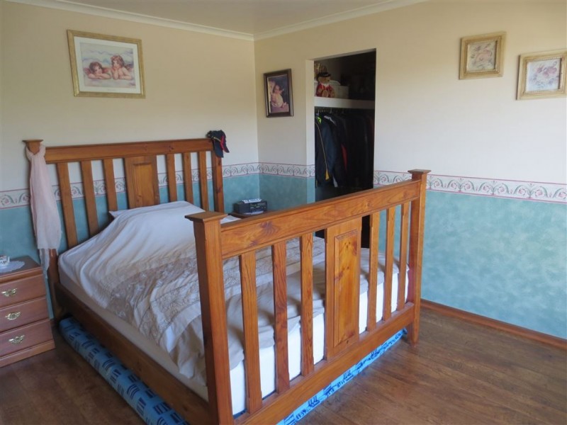 31 Fredrick Drive, Woodcroft SA 5162