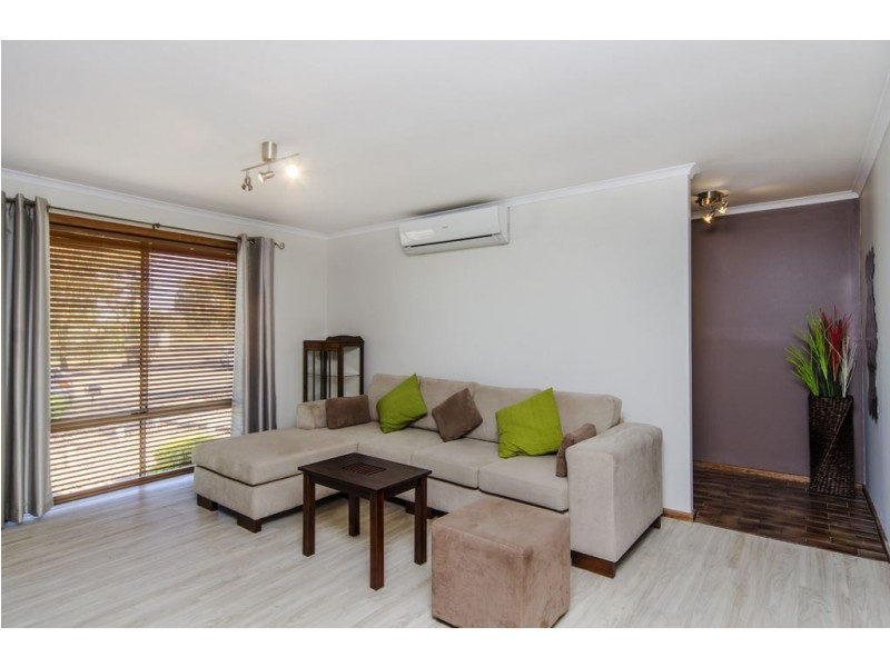 35 Oslo Crescent, Hackham West SA 5163