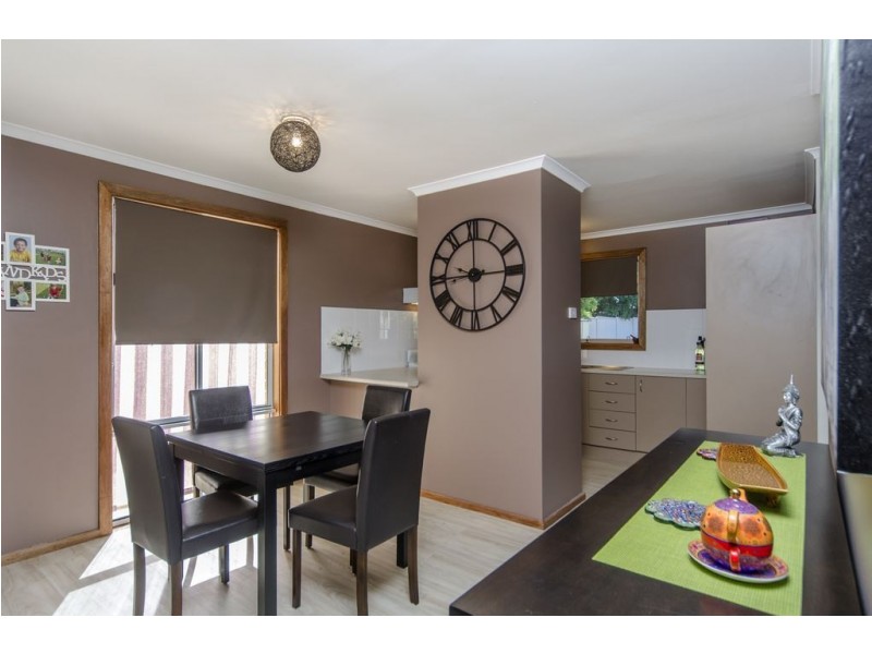 35 Oslo Crescent, Hackham West SA 5163