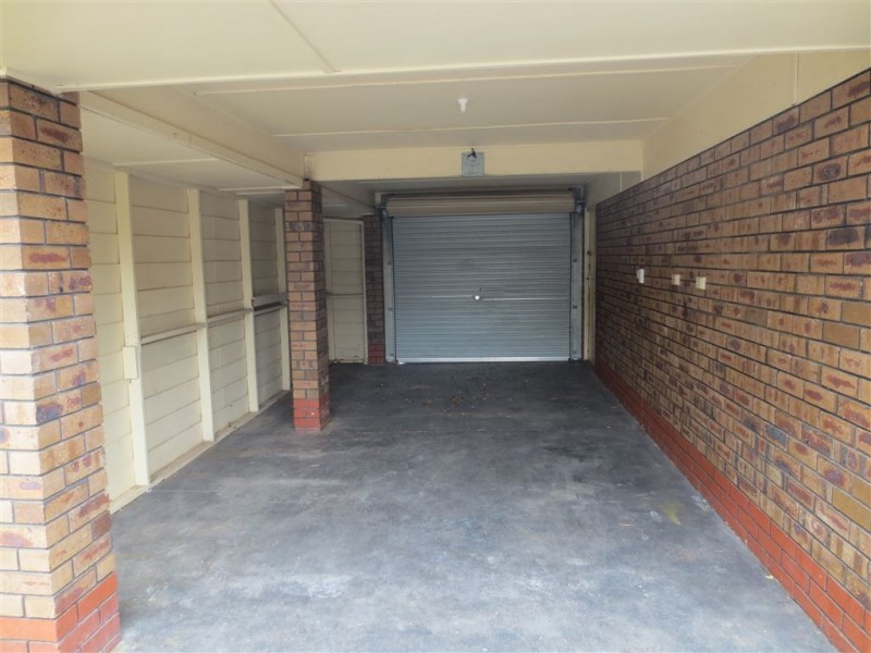 4 Hendrix Crescent, Woodcroft SA 5162