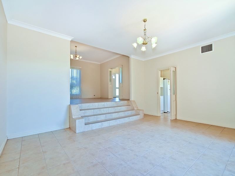 37 Dressage Avenue, Woodcroft SA 5162
