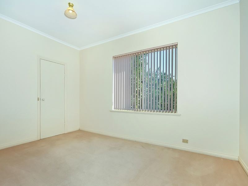 37 Dressage Avenue, Woodcroft SA 5162