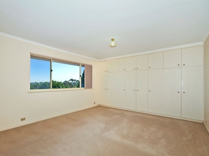 37 Dressage Avenue, Woodcroft SA 5162