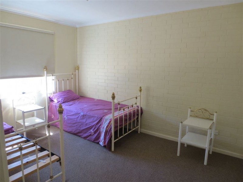 2 Fonda Court, Christie Downs SA 5164