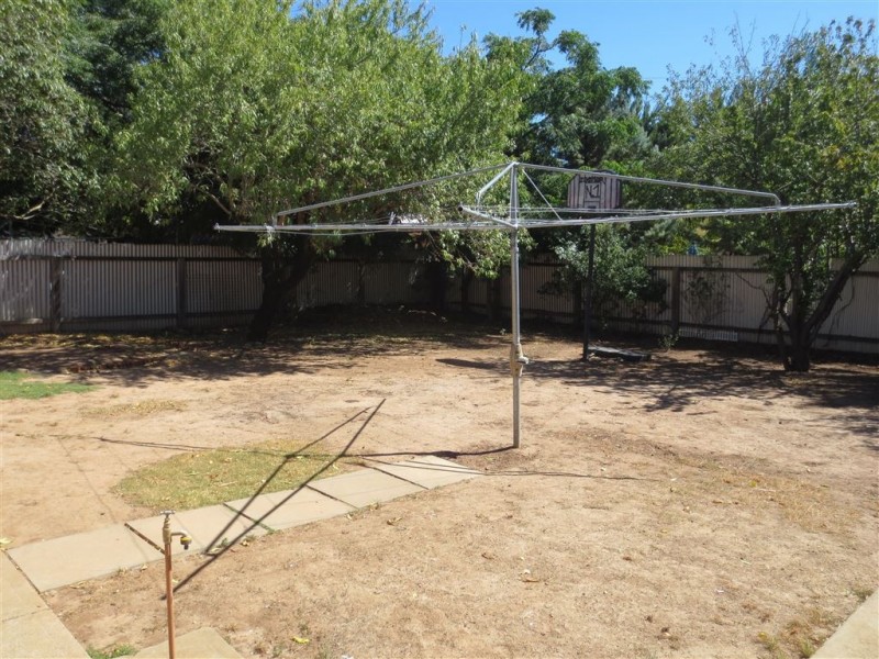 2 Fonda Court, Christie Downs SA 5164