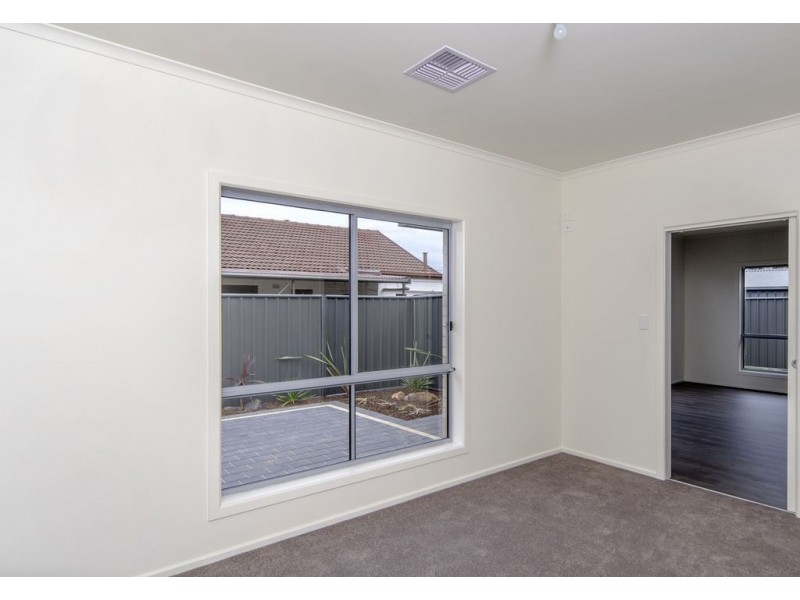 4 Parsons Avenue, Morphett Vale SA 5162