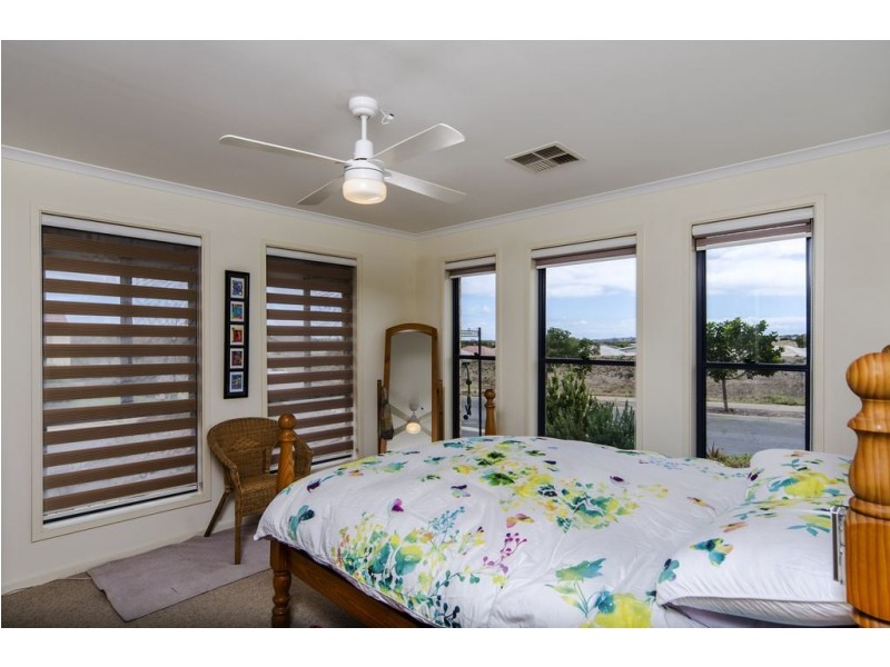 42 Serafino Drive, Noarlunga Downs SA 5168