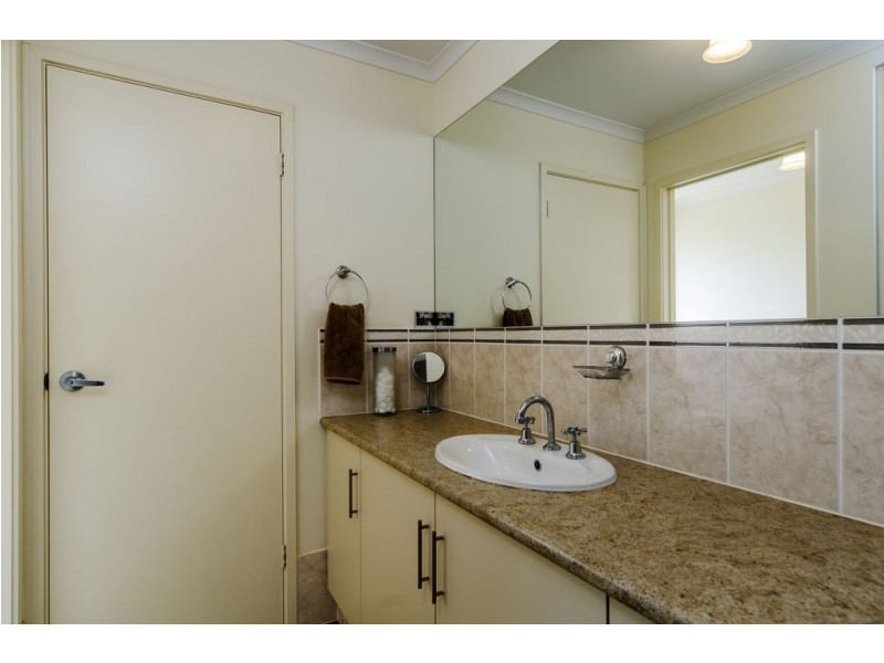 42 Serafino Drive, Noarlunga Downs SA 5168