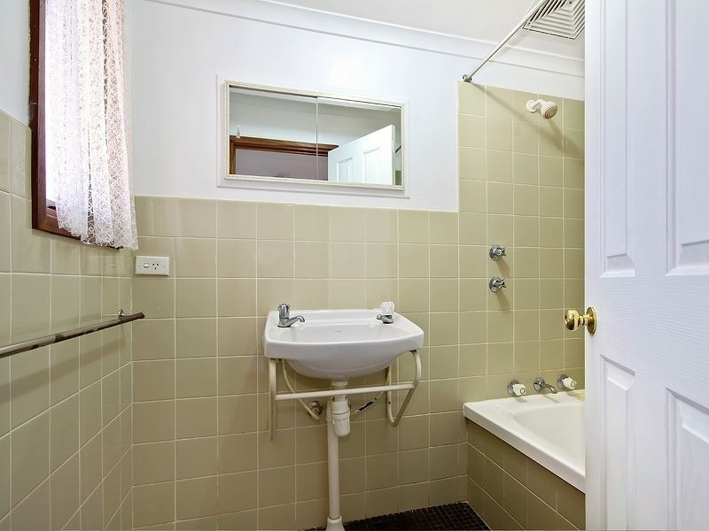 20 Catherine Crescent, Morphett Vale SA 5162