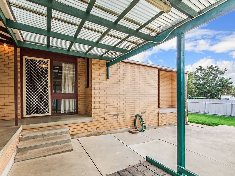 20 Catherine Crescent, Morphett Vale SA 5162