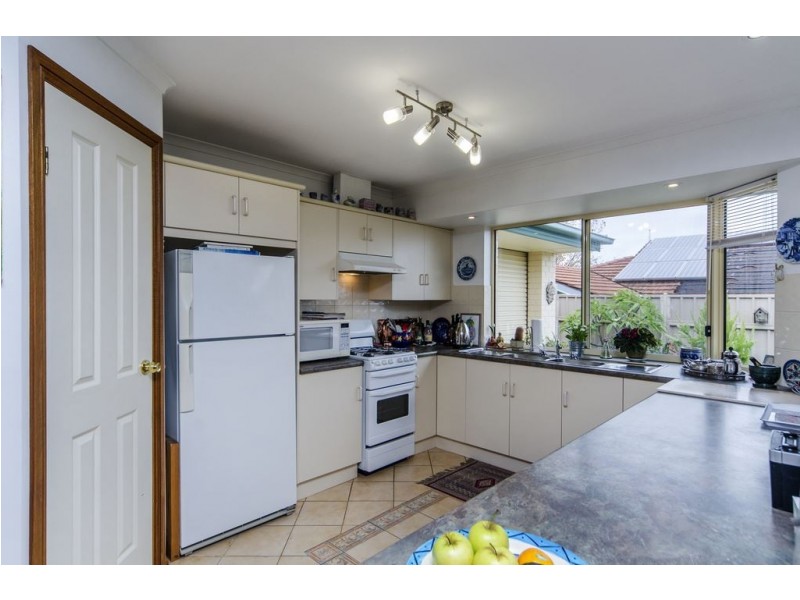 32 Grand Boulevard, Seaford Rise SA 5169