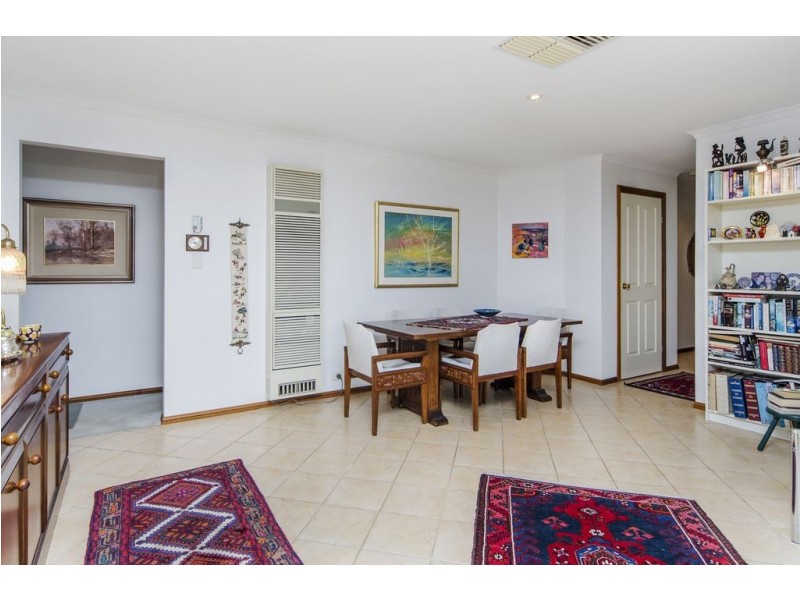 32 Grand Boulevard, Seaford Rise SA 5169