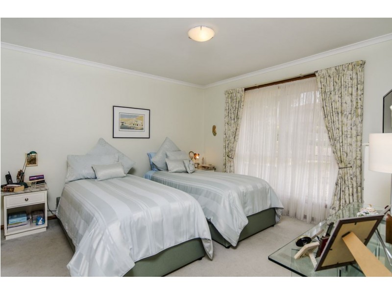 32 Grand Boulevard, Seaford Rise SA 5169