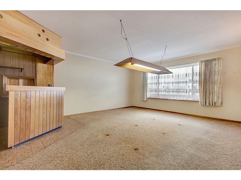 15 Regent Street, Moana SA 5169