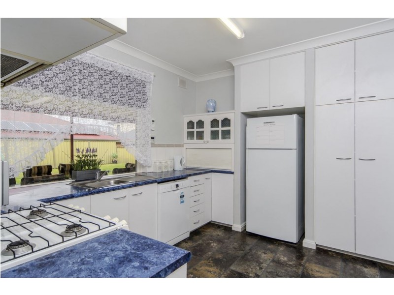 11 Acorn Court, Morphett Vale SA 5162