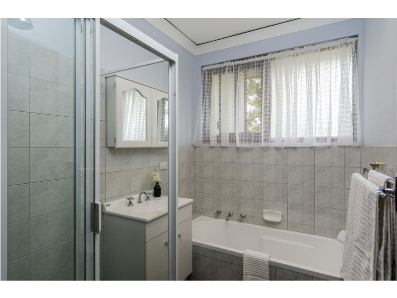 11 Acorn Court, Morphett Vale SA 5162