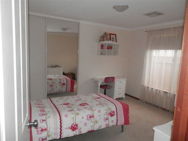 19 Sameden Drive, Noarlunga Downs SA 5168