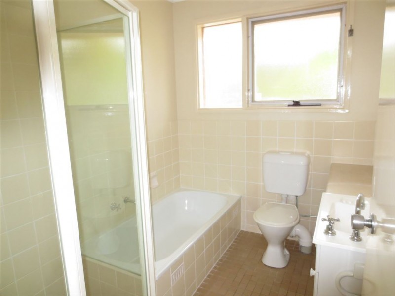 23 Lismore Crescent, Huntfield Heights SA 5163
