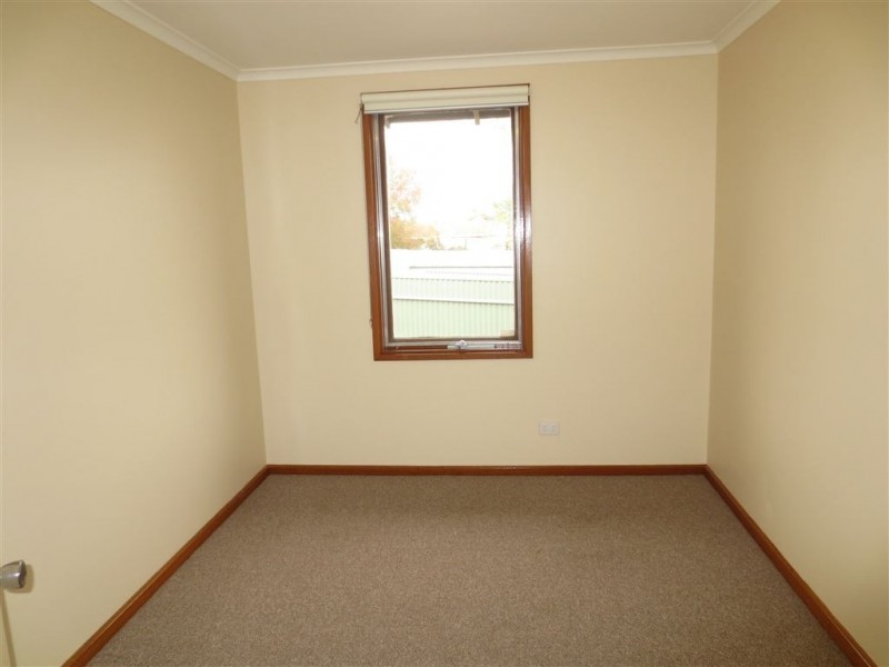 10 Lublin Crescent, Hackham West SA 5163