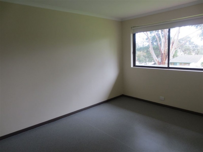 9 Spruce Avenue, Aberfoyle Park SA 5159