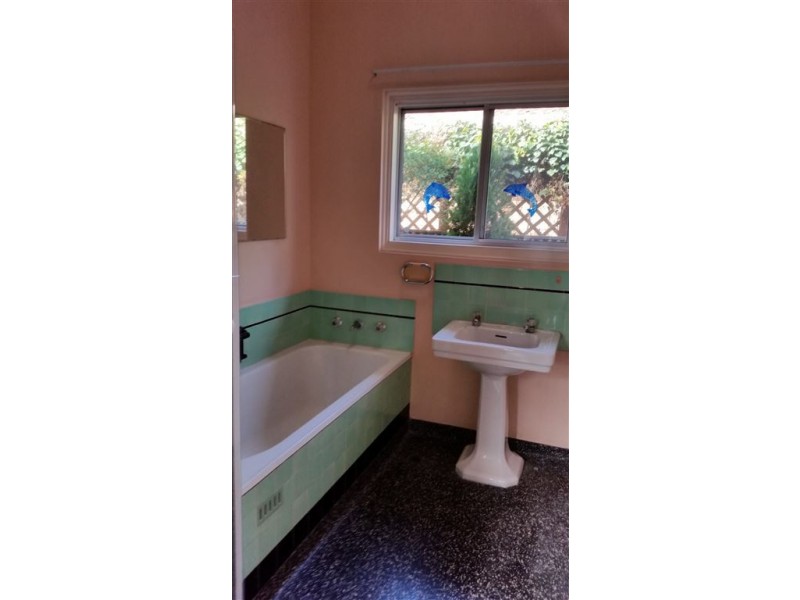 6b Winton Avenue, Hove SA 5048