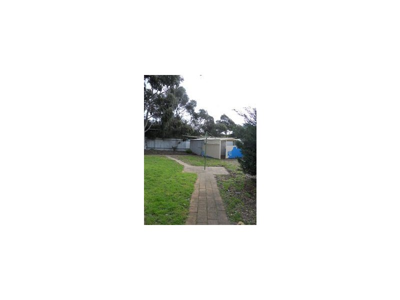 3 St James Street, Woodcroft SA 5162