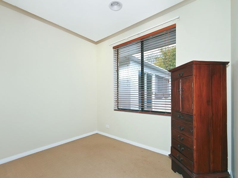 5 Jade Crescent, Happy Valley SA 5159