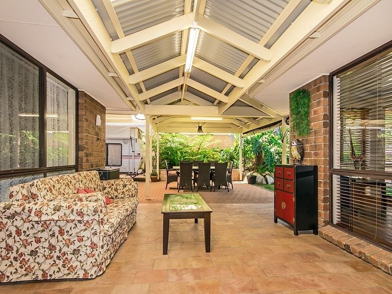 14 Zoran Court, Woodcroft SA 5162