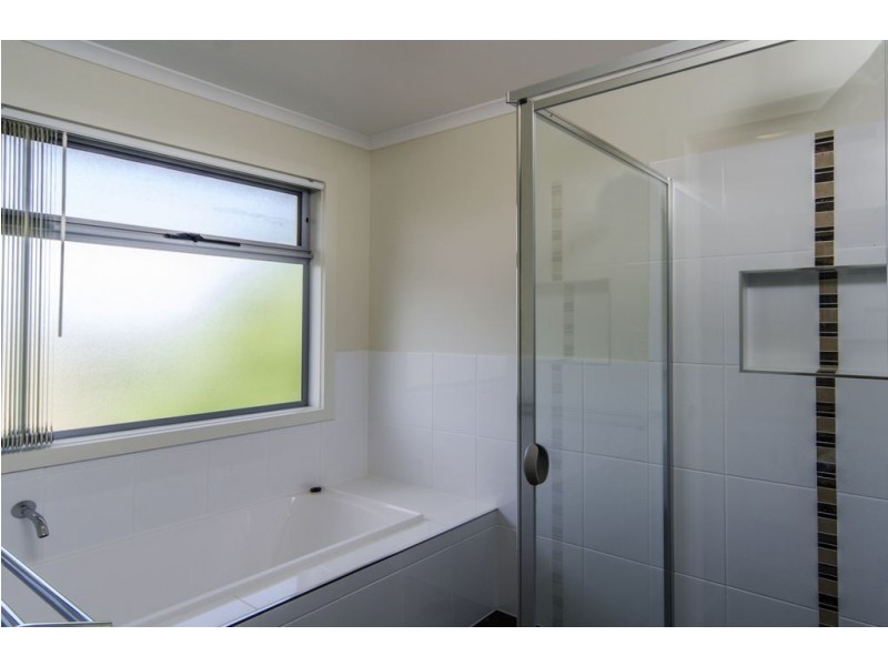 1 Finch Avenue, Old Reynella SA 5161