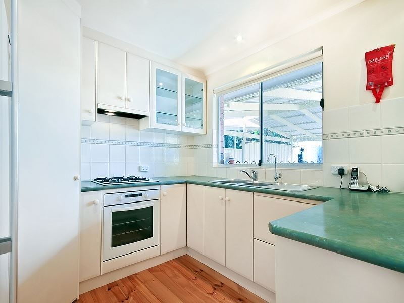 96 Brentwood Drive, Huntfield Heights SA 5163