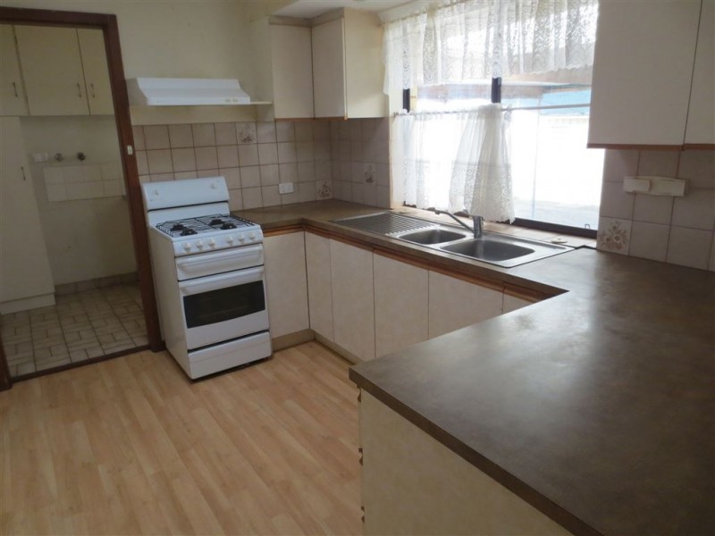 17 Richards Drive, Morphett Vale SA 5162