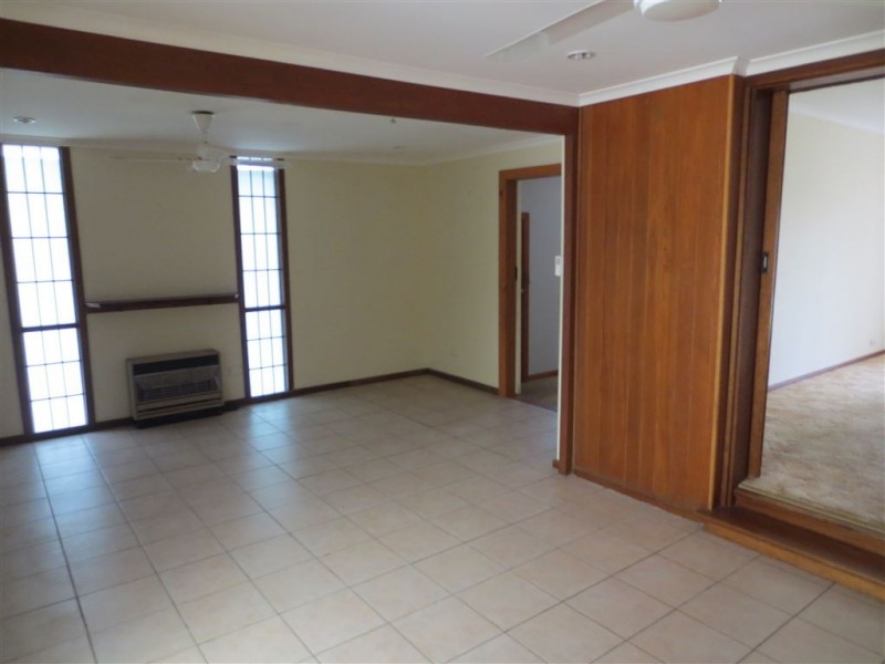 17 Richards Drive, Morphett Vale SA 5162