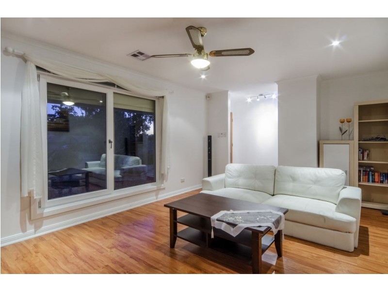 5 Equestrian Drive, Woodcroft SA 5162