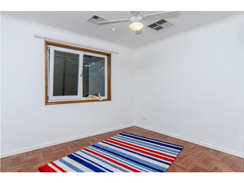 5 Equestrian Drive, Woodcroft SA 5162