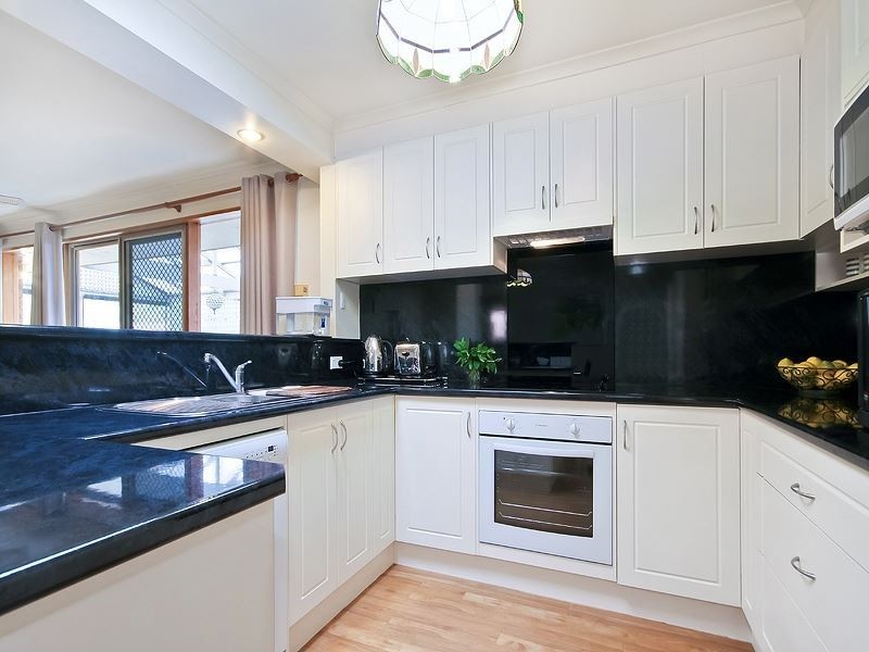 4 Celtic Avenue, Clovelly Park SA 5042